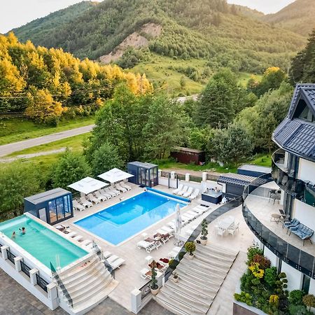 Carpentiere Arena Hotel Răşinari Exterior foto