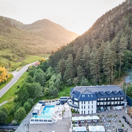 Carpentiere Arena Hotel Răşinari Exterior foto