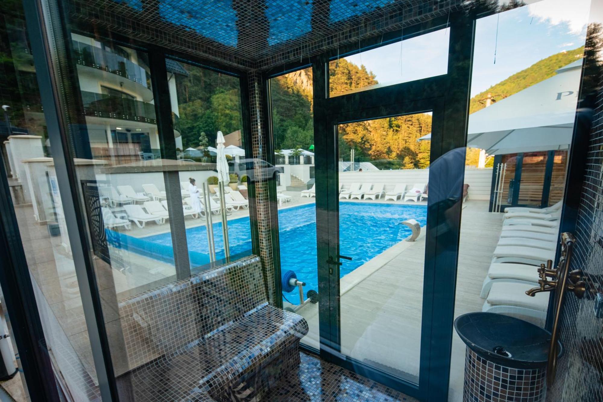 Carpentiere Arena Hotel Răşinari Exterior foto