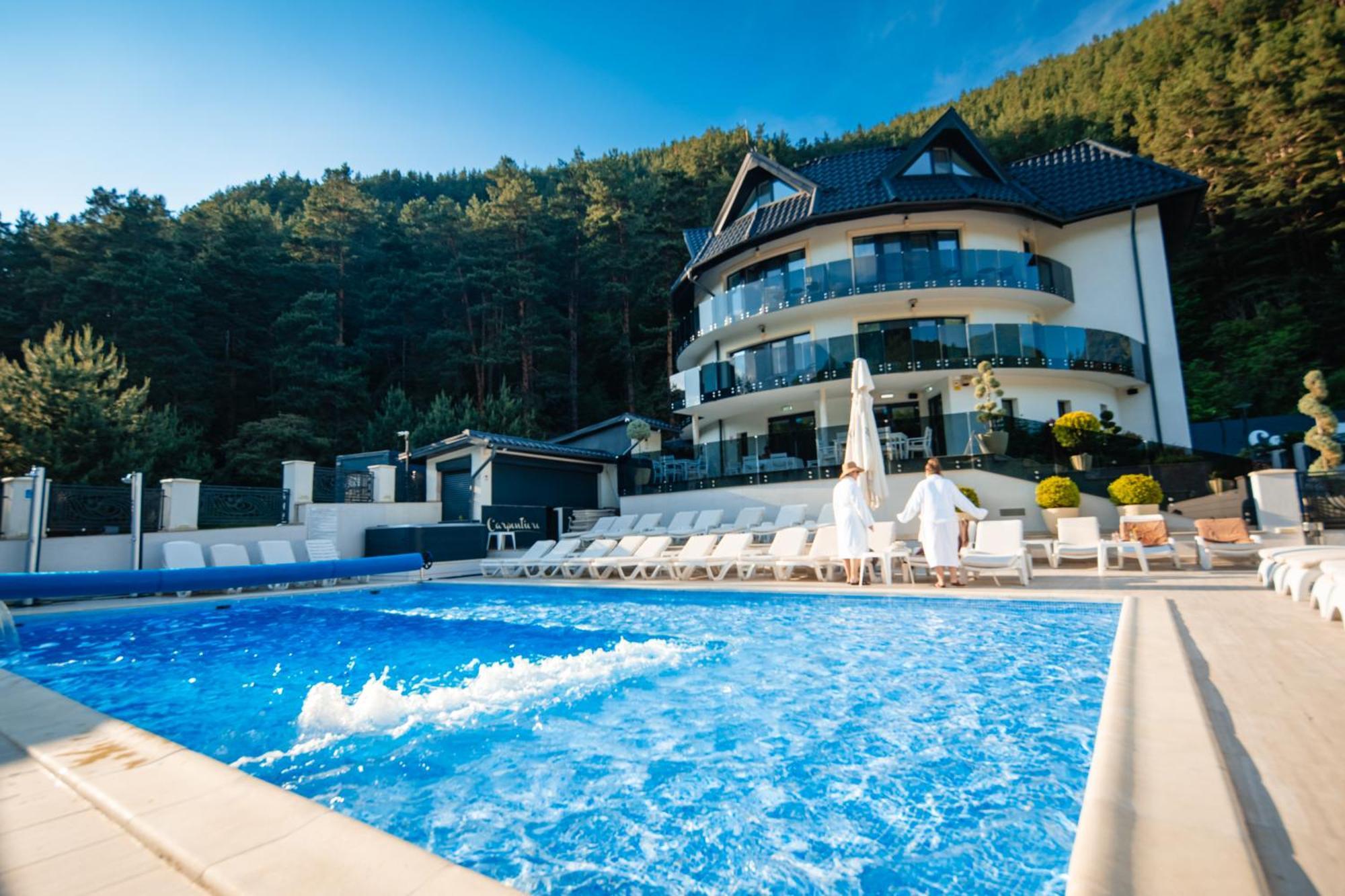 Carpentiere Arena Hotel Răşinari Exterior foto